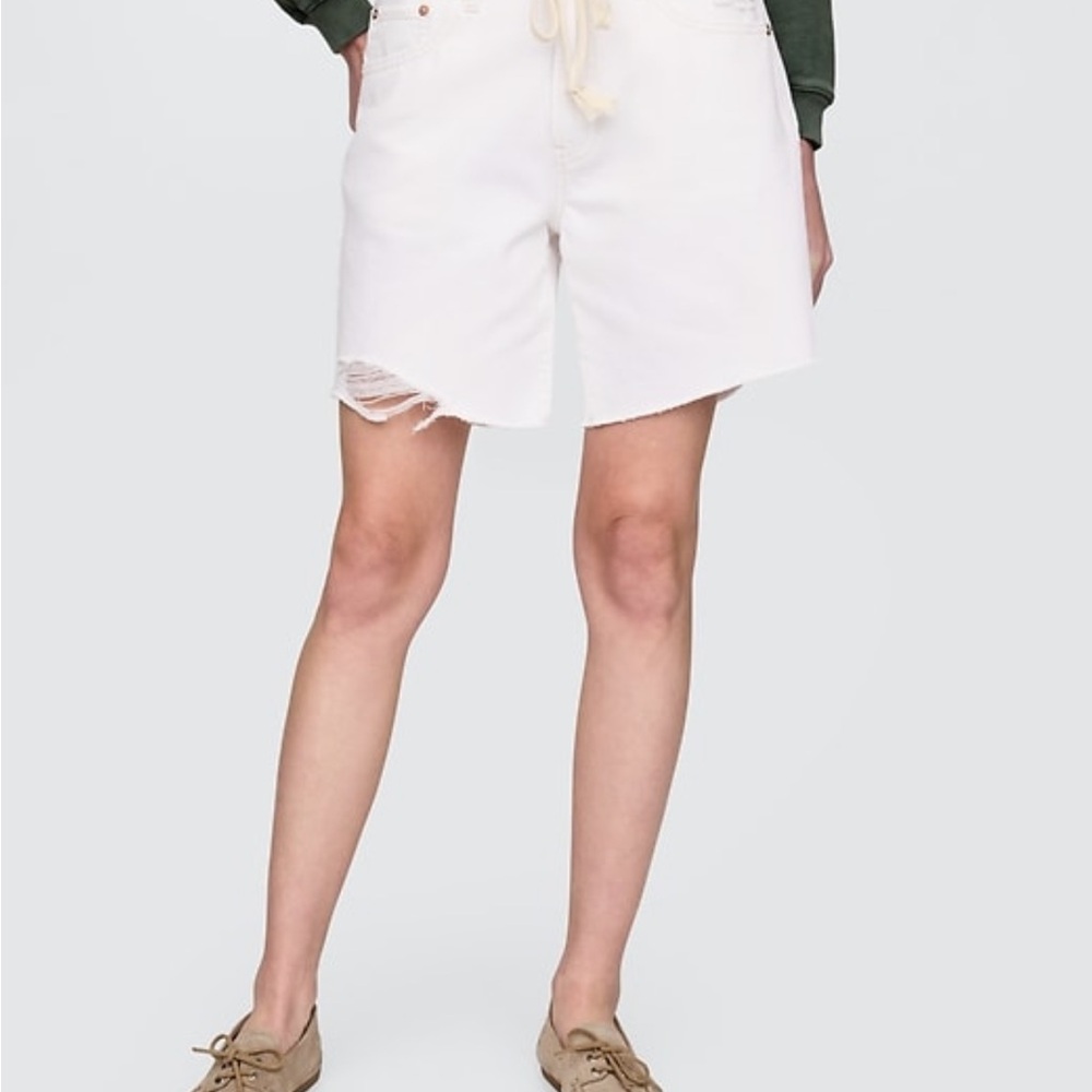 GAP Women's Cream Jean Shorts